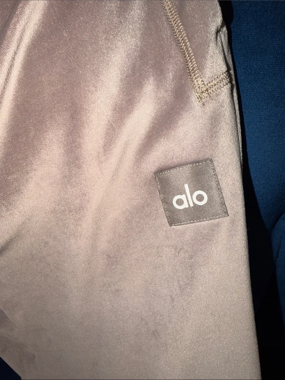 ALO Yoga women  Taupe Velour Joggers - Brown